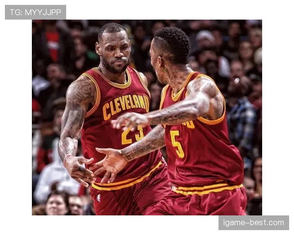 防守三秒NBA规则的判定标准与具体含义 防守三秒NBA规则的判定标准与具体含义